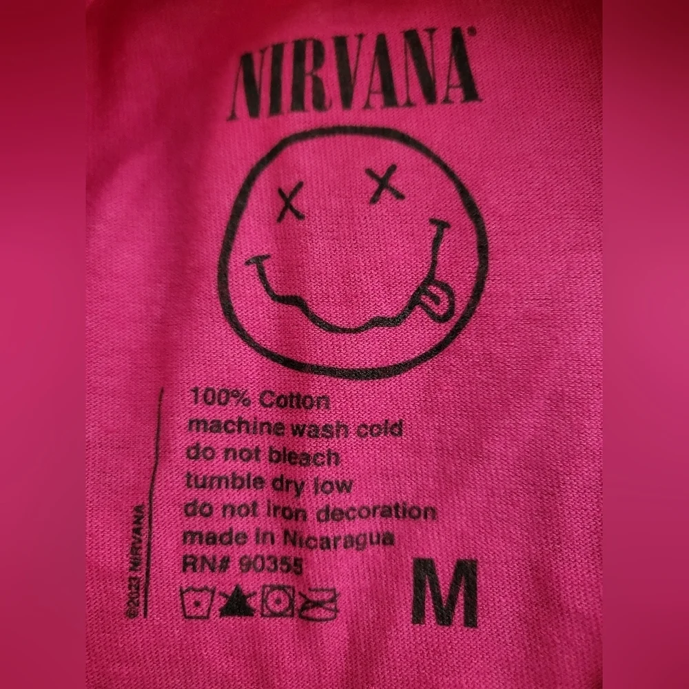 Nirvana official‎ graphic tee